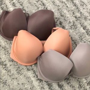 VS lightly lined racer backs 32DDD